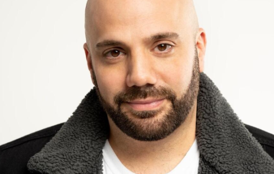 Paul Virzi at Side Splitters Comedy Club